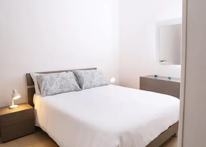 Cozy Apartment At Via Dei Tribunali